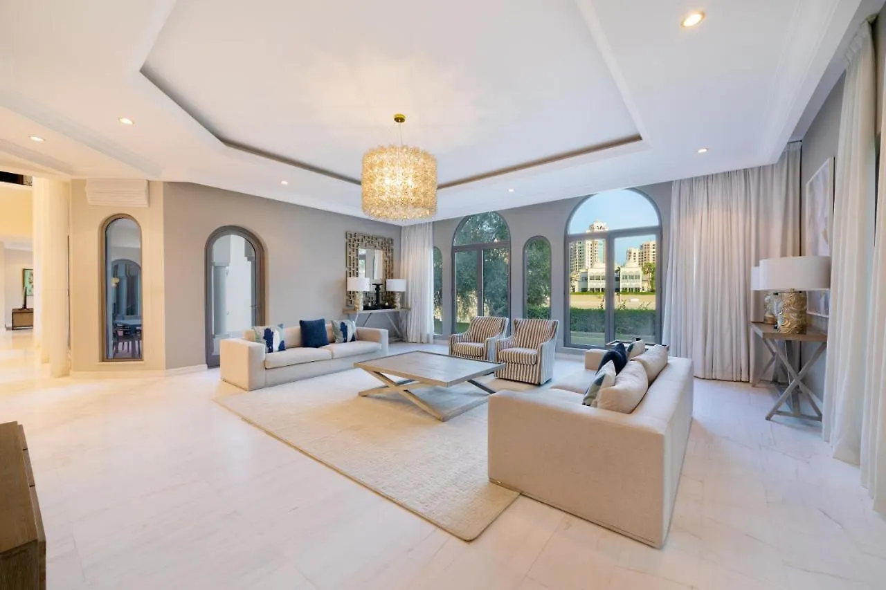 Maison Privee - Private Pool & Beach Access Villa With Cinematic Vws Dubai
